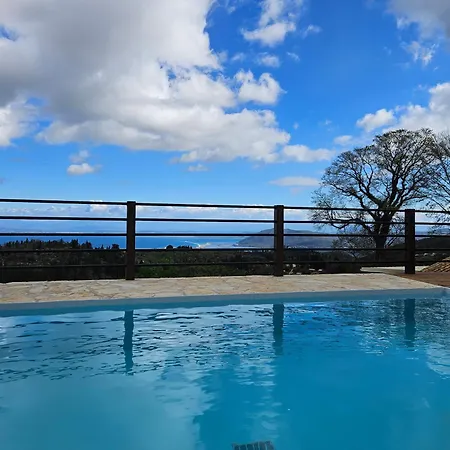 Rouga * Spanokhórion