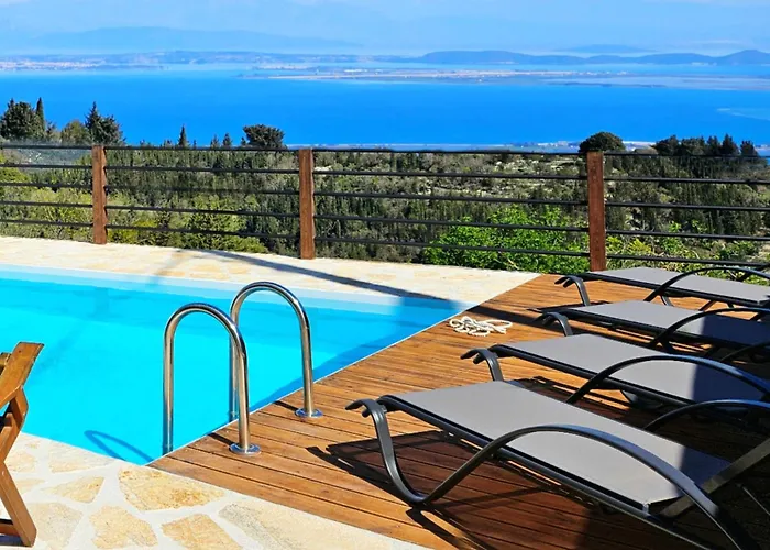 Rouga Villa *
